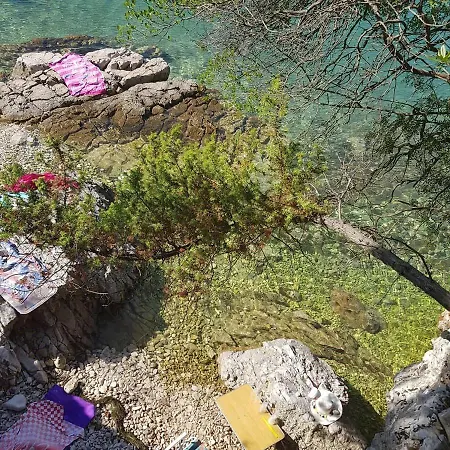 Nyaraló Vikend Objekat U Istri 5 Min Pjesice Do Mora Peruški